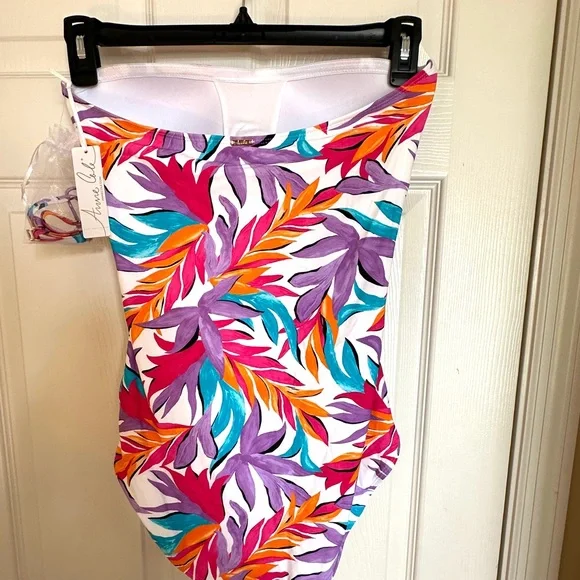 NWT Anne Cole Twist-front Tropical One Piece Swimsuit - Picture 7 of 7